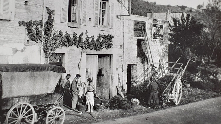 Photographie de la maison de Gabriel et Victorine Brochot à Gamay / Saint-Aubin